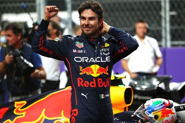 Sergio Pérez logra la primera ‘pole’ de un mexicano en la Fórmula 1 - ABC Motor 360 - ABC Color