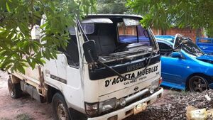 Conductor queda en grave estado tras accidente en Caaguazú
