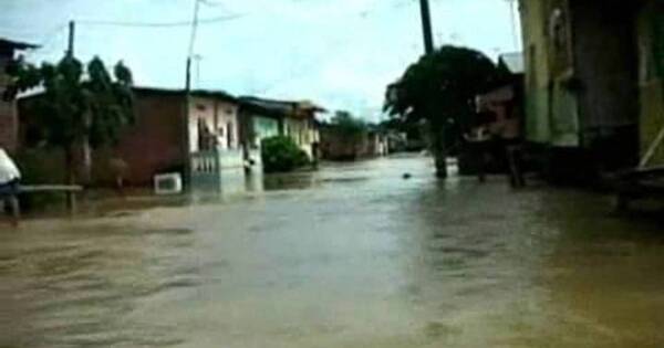 La Nación / Época lluviosa deja 52 muertos y 102 heridos desde octubre en Ecuador
