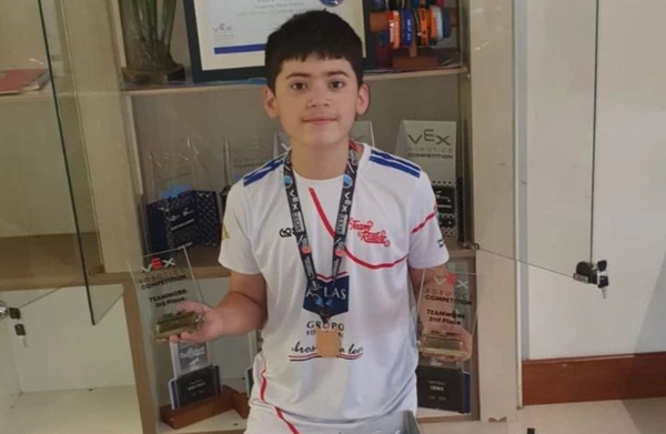 Diario HOY | Niño de 13 años representa a Paraguay en el Mundial de Robótica y necesita un apoyo