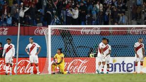 Perú presenta denuncia a FIFA contra árbitro brasileño por jugada polémica - 1000 Noticias