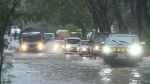 Urgen soluciones en Asunción para mitigar fuertes lluvias 
