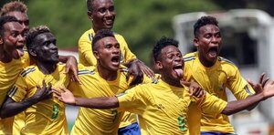 Diario HOY | Nueva Zelanda e Islas Salomón pujarán por la repesca