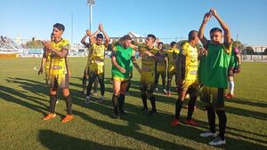 Ernesto Pinti Álvarez retornó con gol en Crucero del Norte