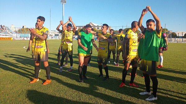 Ernesto Pinti Álvarez retornó con gol en Crucero del Norte
