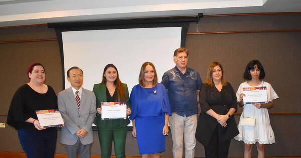 La Nación / Tres mujeres ganaron el concurso de logotipos organizado por la embajada de Corea en Paraguay