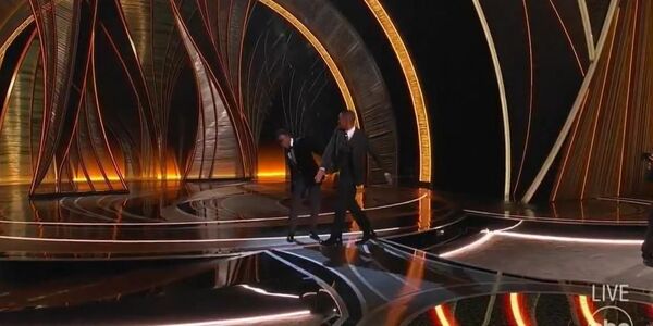 Video: Will Smith golpeó a Chris Rock en plena ceremonia de los Oscar. ¿Real o actuado?