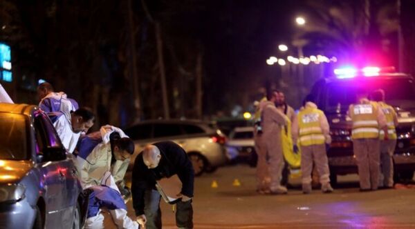 Dos policías israelíes muertos en un atentado reivindicado por Estado Islámico - Radio Imperio