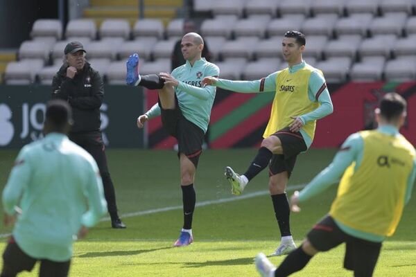 Pepe se apunta al decisivo partido contra Macedonia - Radio Imperio
