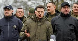 Zelensky por caída de soldados rusos: “no los entierran y es imposible respirar del hedor”