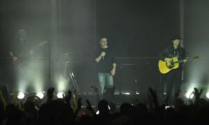 A-ha despliega su pop rock en el SND Arena - Música - ABC Color