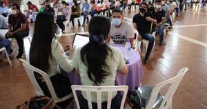 La Nación / Requieren postulantes para casi 600 puestos laborales en distintas áreas