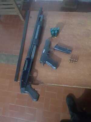 Arrestan a hombre por realizar disparos al aire - La Clave