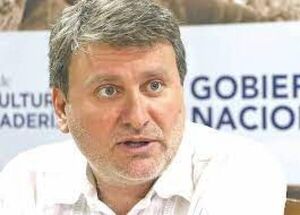 Muchos no podrán acceder a combustibles de Petropar, admite Lichi