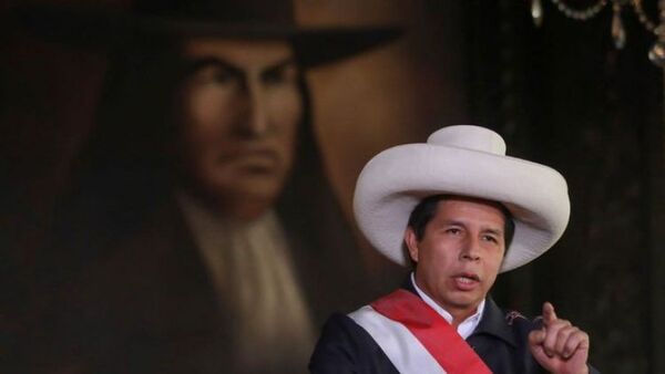 Perú debate destitución de Castillo en juicio político
