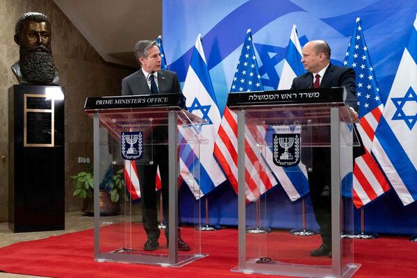Primer ministro israelí da positivo al covid-19 poco después de reunirse con Blinken - Mundo - ABC Color