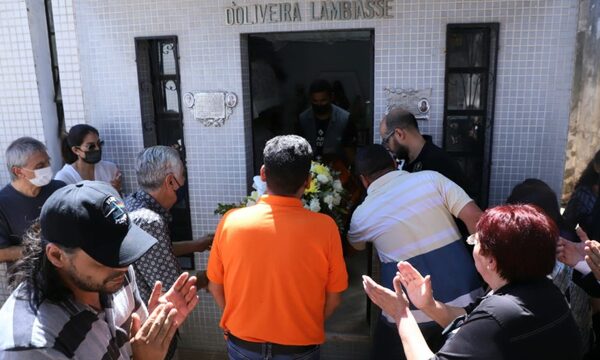 Emotiva despedida a Luis D`Oliveira