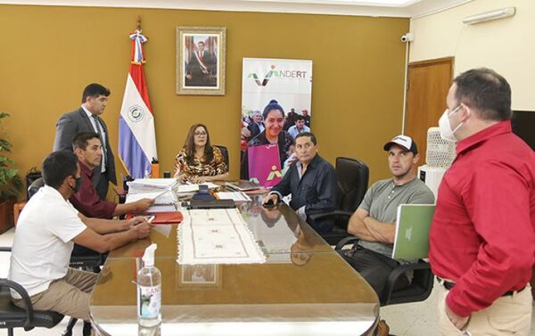 INDERT encara casos del sector rural de forma consensuada