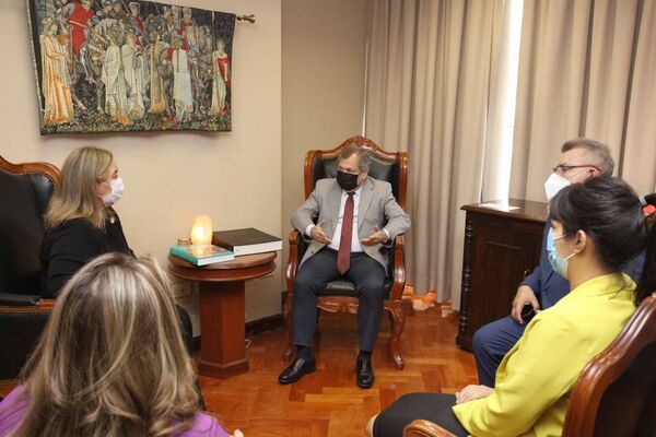 Ministro Jiménez Rolón conversó con su par de Entre Ríos sobre buenas prácticas judiciales - .::Agencia IP::.