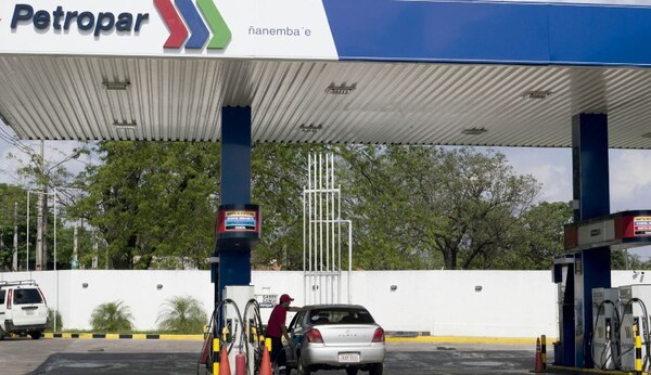 Petropar garantiza stock de combustibles en sus 228 estaciones de servicio