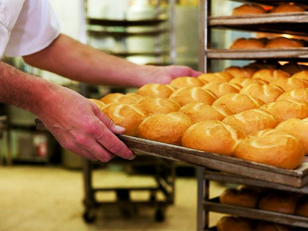 Situación 'insostenible' en sector panadero provoca aumento de precios