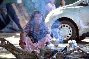 Indígenas mendigan en Asunción ante falta de respuestas del Indi - Nacionales - ABC Color