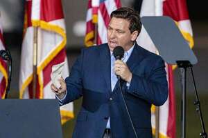 Diario HOY | EEUU: Gobernador de Florida firma la polémica ley "No digas gay"