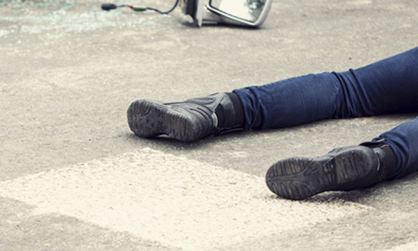 Hombre de 55 años muere tras caer de su biciclo en Coronel Oviedo - OviedoPress