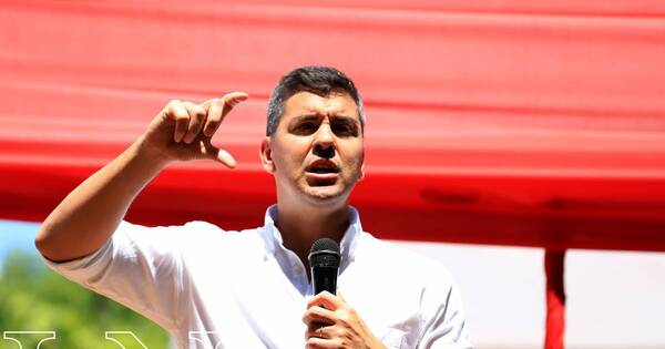 La Nación / Santiago Peña aboga desde Madrid por un país sin exiliados económicos