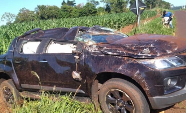 Volcó aparatosamente tras evitar chocar a un perro