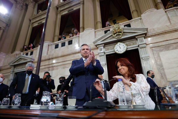 El oficialismo en Argentina propone crear un impuesto para pagar la deuda al FMI - MarketData