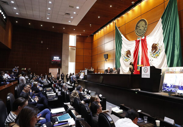 Proyecto de dictamen de reforma eléctrica de México listo para el 4 de abril - MarketData