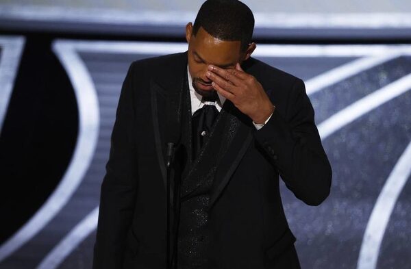Finalmente Will Smith pide disculpas a Chris Rock y al mundo entero por su violenta reacción durante la entrega de los Oscars