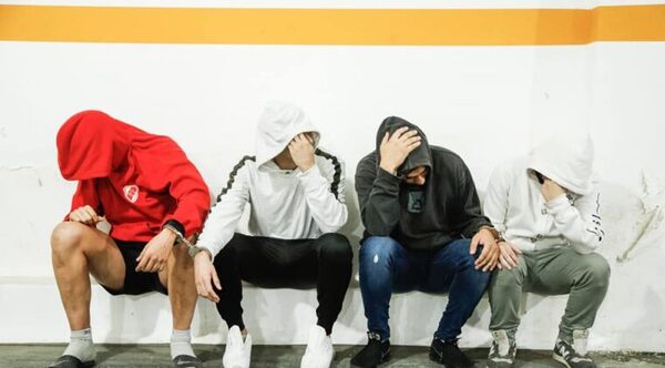 Jueza decreta prisión a universitarios por venta de cocaína