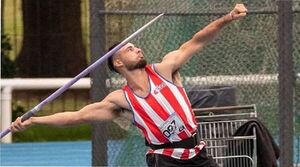 El jabalinista Larson Díaz ganó el oro en el Grand Prix de Uruguay - Polideportivo - ABC Color