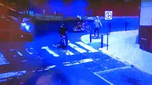 Motochorros  operan en patota en microcentro de Asunción