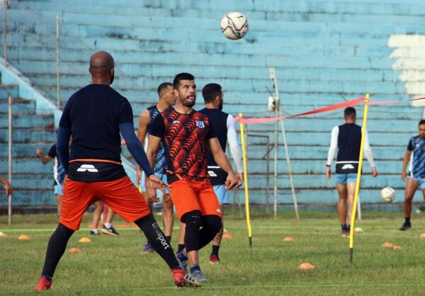 El Sp. 2 de Mayo cierra aprestos para su debut ante San Lorenzo