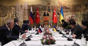 La Nación / Rusia y Ucrania comienzan negociaciones en Estambul