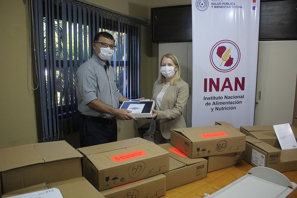 INAN recibe equipos para la estrategia de nutrición y fortalecimiento de servicios de salud - .::Agencia IP::.