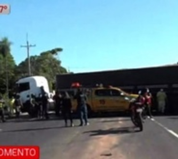Motociclista muere tras fuerte accidente sobre Acceso Sur - Paraguay.com