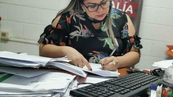 Imputado tras intentar revisar partes íntimas de su esposa por celos