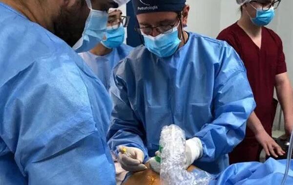 Médicos logran hacer transfusión a una beba prematura dentro del vientre – Prensa 5