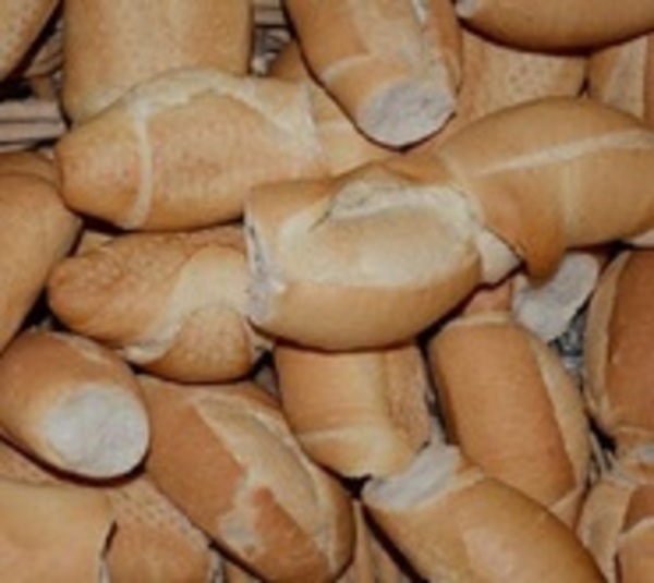 ¡Hasta el pan subió! Anuncian suba de otros G. 2000 el kilo - Paraguay.com