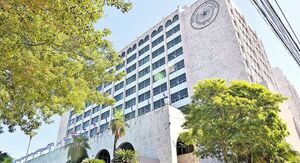 Hoy cobran funcionarios de 10 instituciones públicas - Nacionales - ABC Color