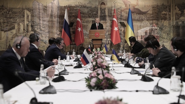 Rusia dijo que reducirá las operaciones militares mientras avanzan negociaciones con Ucrania - El Trueno
