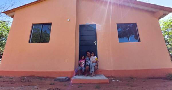 La Nación / Familias de comunidad indígena accederán a un techo digno en Luque