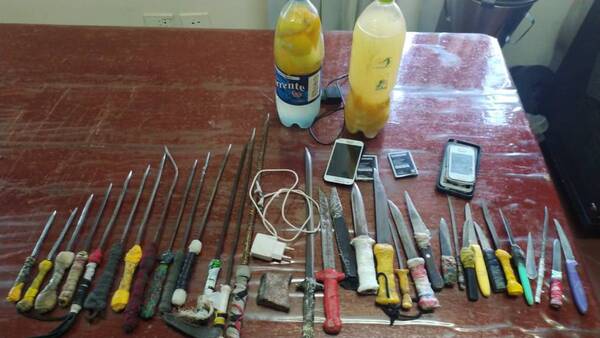 Tras requisa en cárcel de Pedro Juan incautan drogas, armas blancas, celulares y hasta rúter de internet