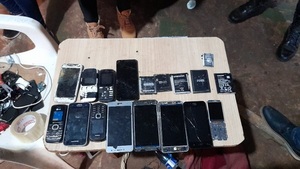 Incautan armas, celulares y otros objetos en penal de PJC