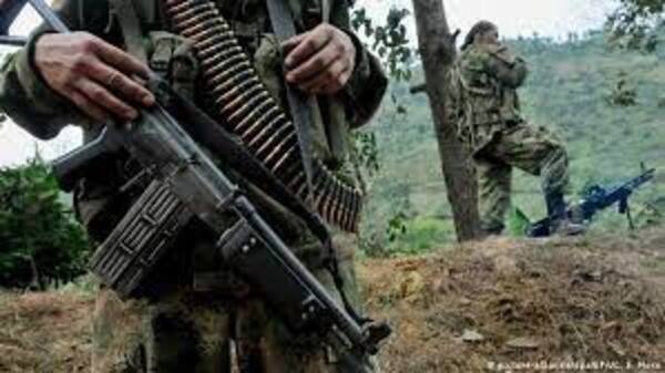 Diario HOY | Militares abaten a once rebeldes ex FARC en frontera de Colombia con Perú