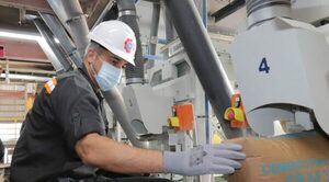 INC habilita nueva embolsadora de cemento en su planta de Vallemí